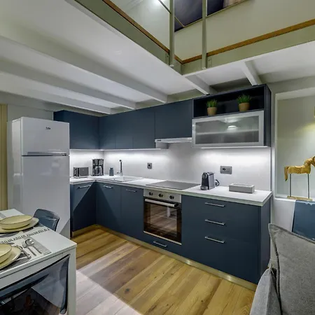 Daire Cevill Loft Ermoupoli